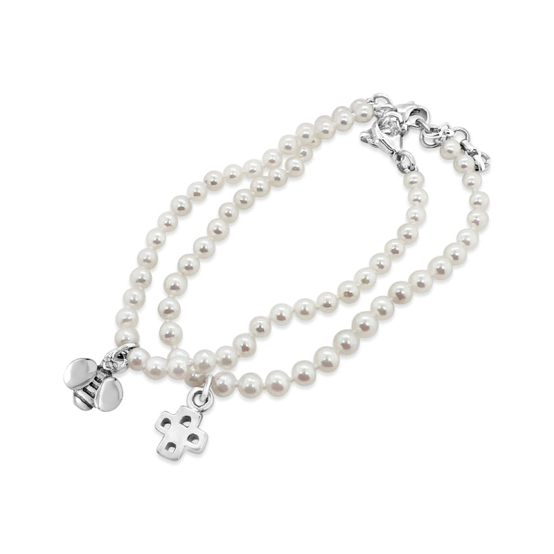 files/small_pearl_bracelet_with_silver_bee_charm_fd101af8-2a78-454a-8c9b-efb2dd401955.jpg