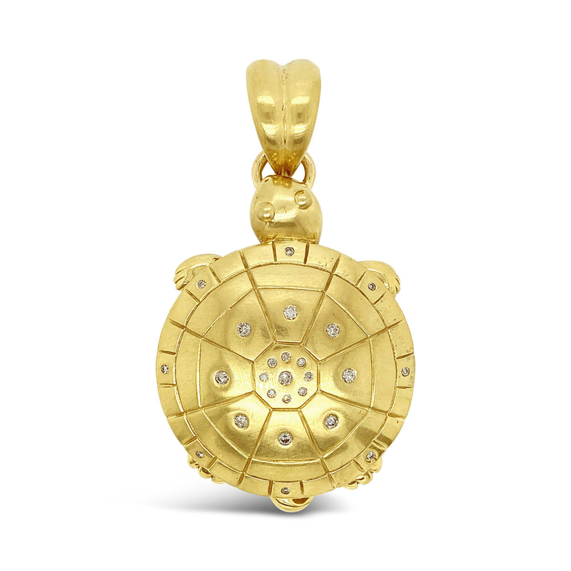 products/extra_large_gold_turtle_pendant.jpg