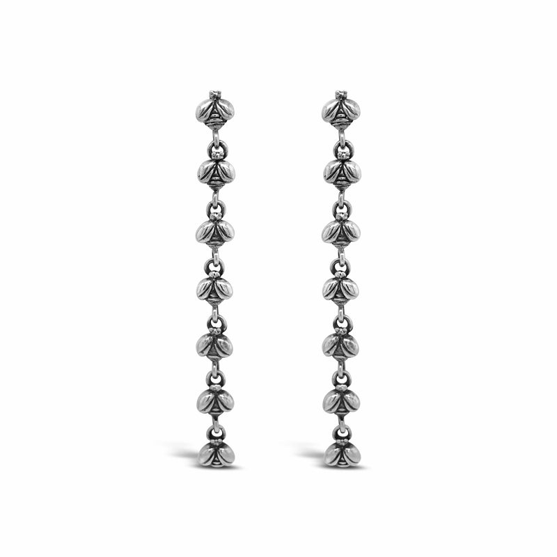 products/silver_bee_earring.jpg