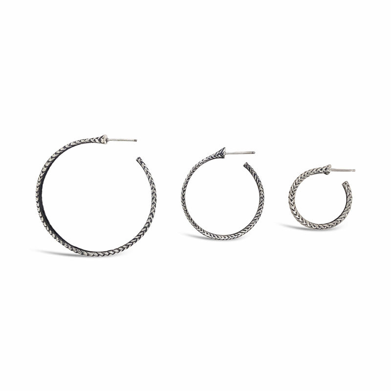 products/silver_trenza_hoop_earrings_sizes.jpg