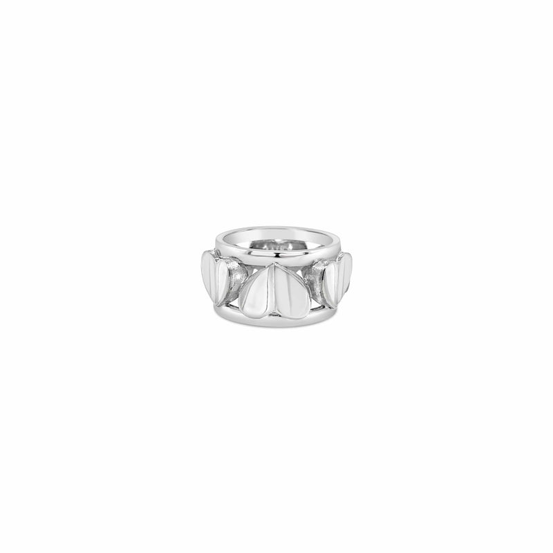 products/sterling_silver_hearts_ring.jpg