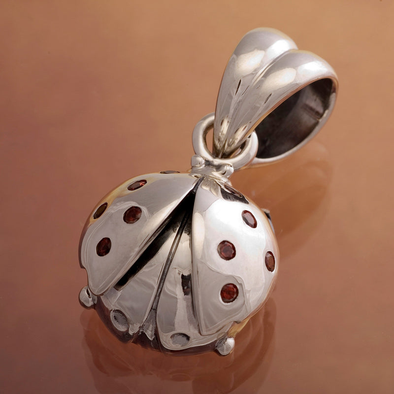 products/sterling_silver_ladybug_pendant.jpg